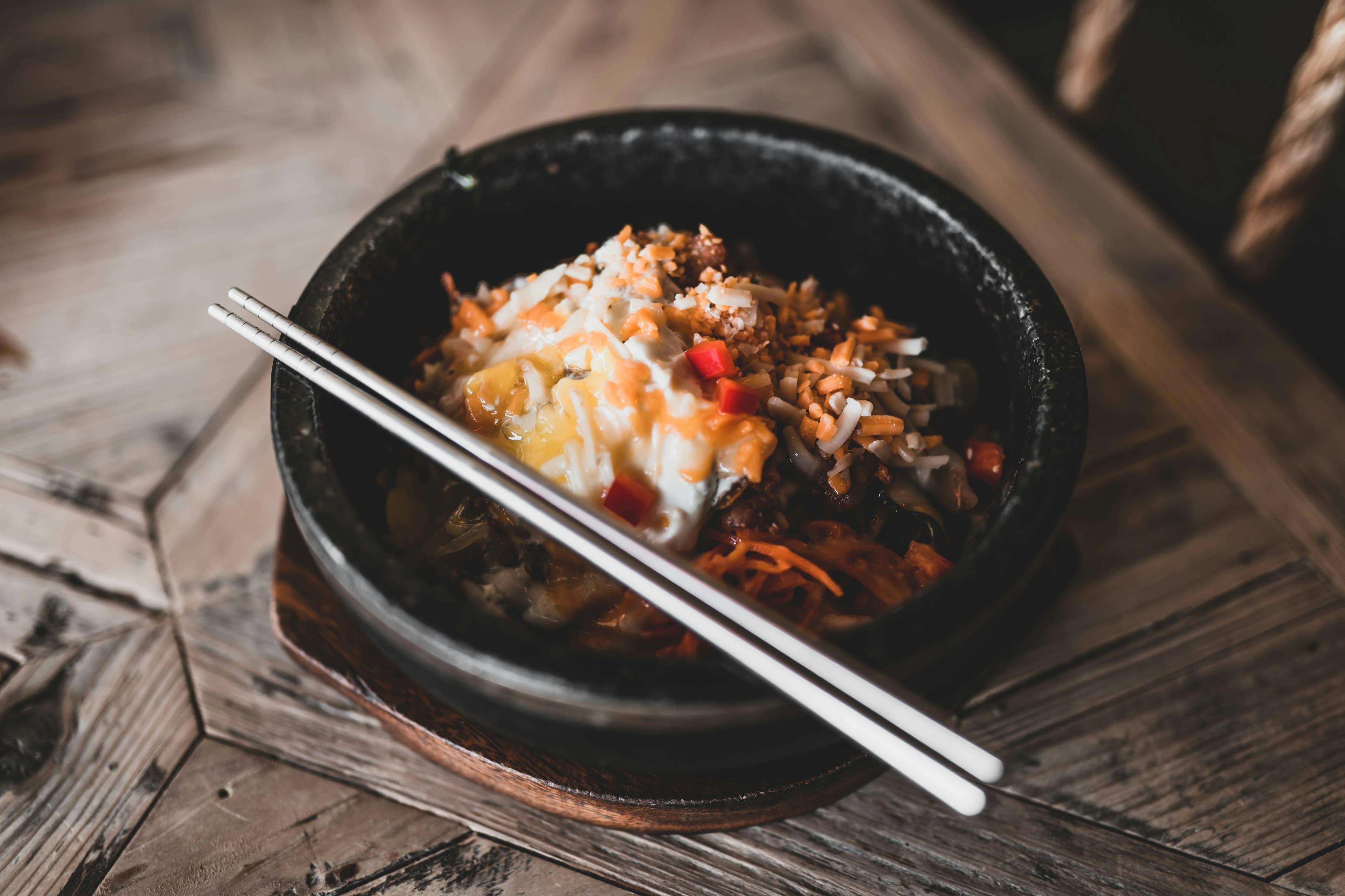 Bowl de Kimchi con Arroz y Verduras